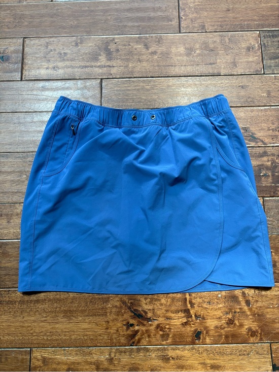 Patagonia Pants - PATAGONIA Fleetwith SKORT WOMEN'S L
